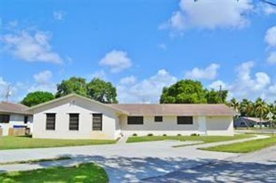 5907 N Tyler, Home with 0 bedrooms, 0 bathrooms and 16 parking in Hollywood FL | Image 1