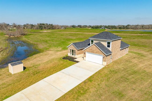 Extra Long Driveway | Image 4