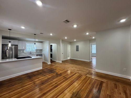 34-34-36 Abbotsford St, Boston, MA, 02121-1410 | Card Image