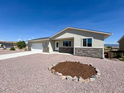 136 High Meadows Dr, Florence, CO, 81226-9454 | Card Image