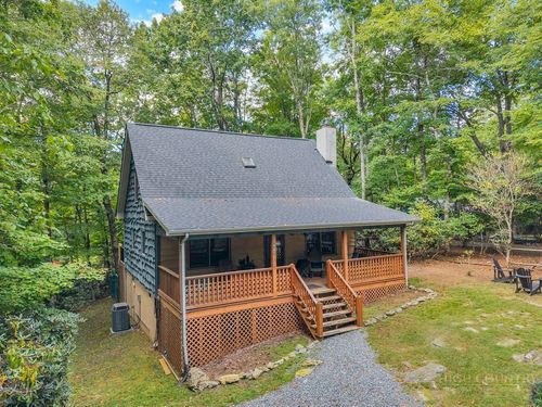 461 Galax Cir, Blowing Rock, NC, 28605-9357 | Card Image