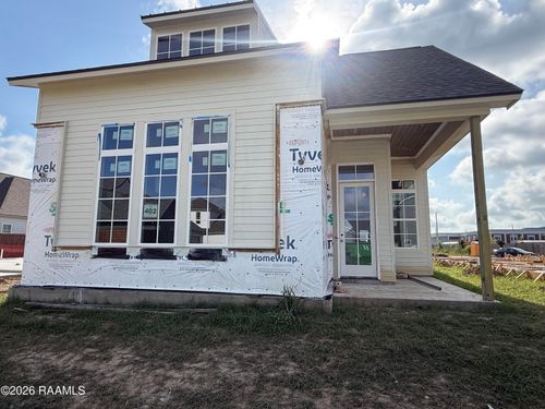 402 Broyles St, Youngsville, LA, 70592-7025 | Card Image