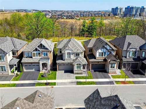 1229 Sweetfern Crescent, Milton, ON, L9E1L9 | Card Image