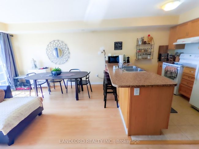 6 - 145 Isaac Devins Blvd, Condo with 2 bedrooms, 1 bathrooms and null parking in Toronto ON | Image 4
