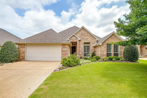 10917 Whitestone Ranch Rd, Benbrook, TX, 76126-4579 | Card Image