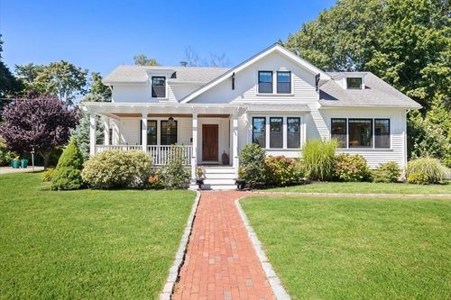 375 Marshall St, Duxbury, MA, 02332-5128 | Card Image