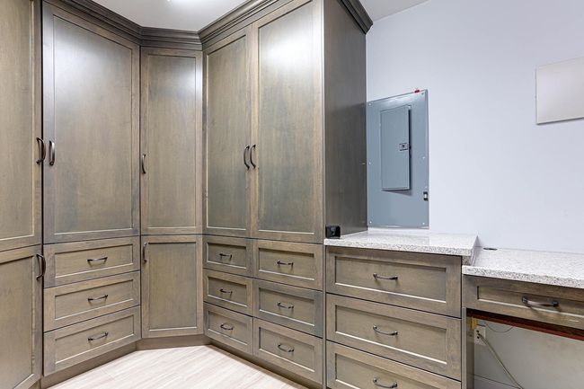 1257 Nestor St, House other with 6 bedrooms, 4 bathrooms and 2 parking in Coquitlam BC | Image 25