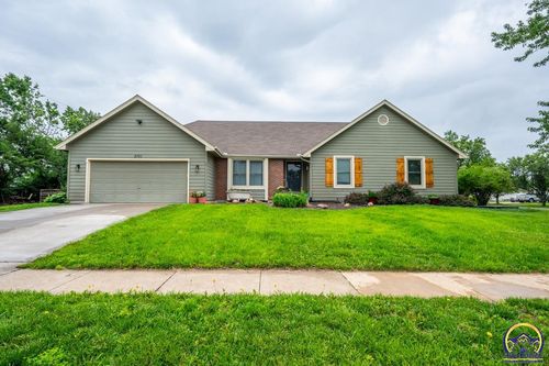 2700 Rother Rd, Topeka, KS, 66614-4782 | Card Image