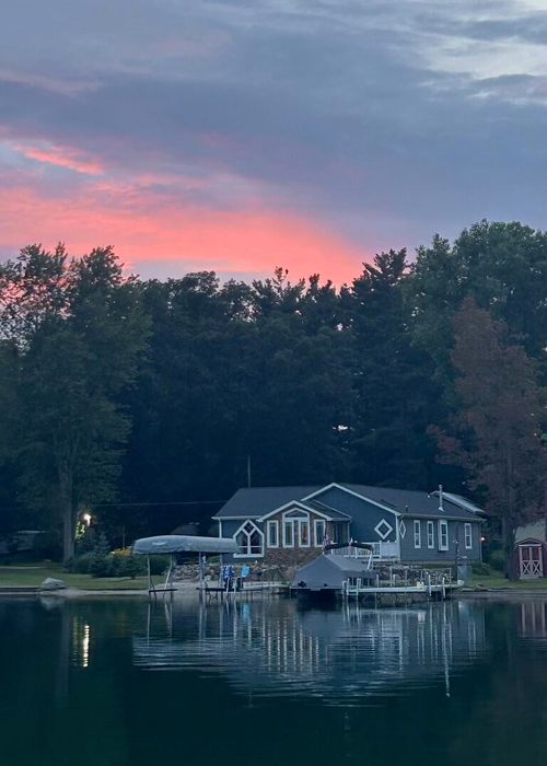 3389 Mary Ann Dr, Hillsdale, MI, 49242-9651 | Card Image