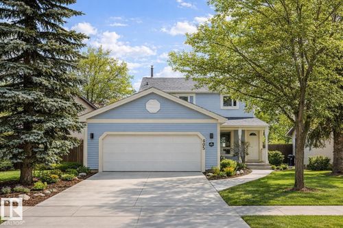 405 Village Grove, Sherwood Park, AB, T8A4K3 | Card Image