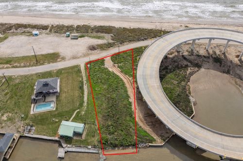 230 Canal Dr, Sargent, TX, 77414 | Card Image