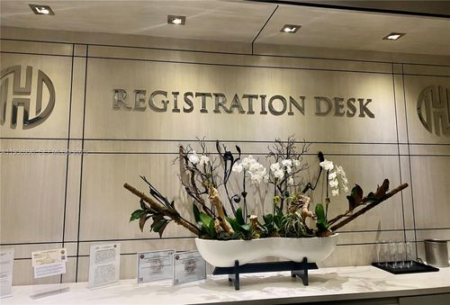 apt-904-185 Se 14th Ter, Miami, FL, 33131-3415 | Card Image