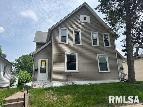 1919 Sturdevant Street, Davenport, IA, 52804 | Card Image