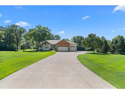1195 64th Street, Hudson, WI, 54016 | Card Image