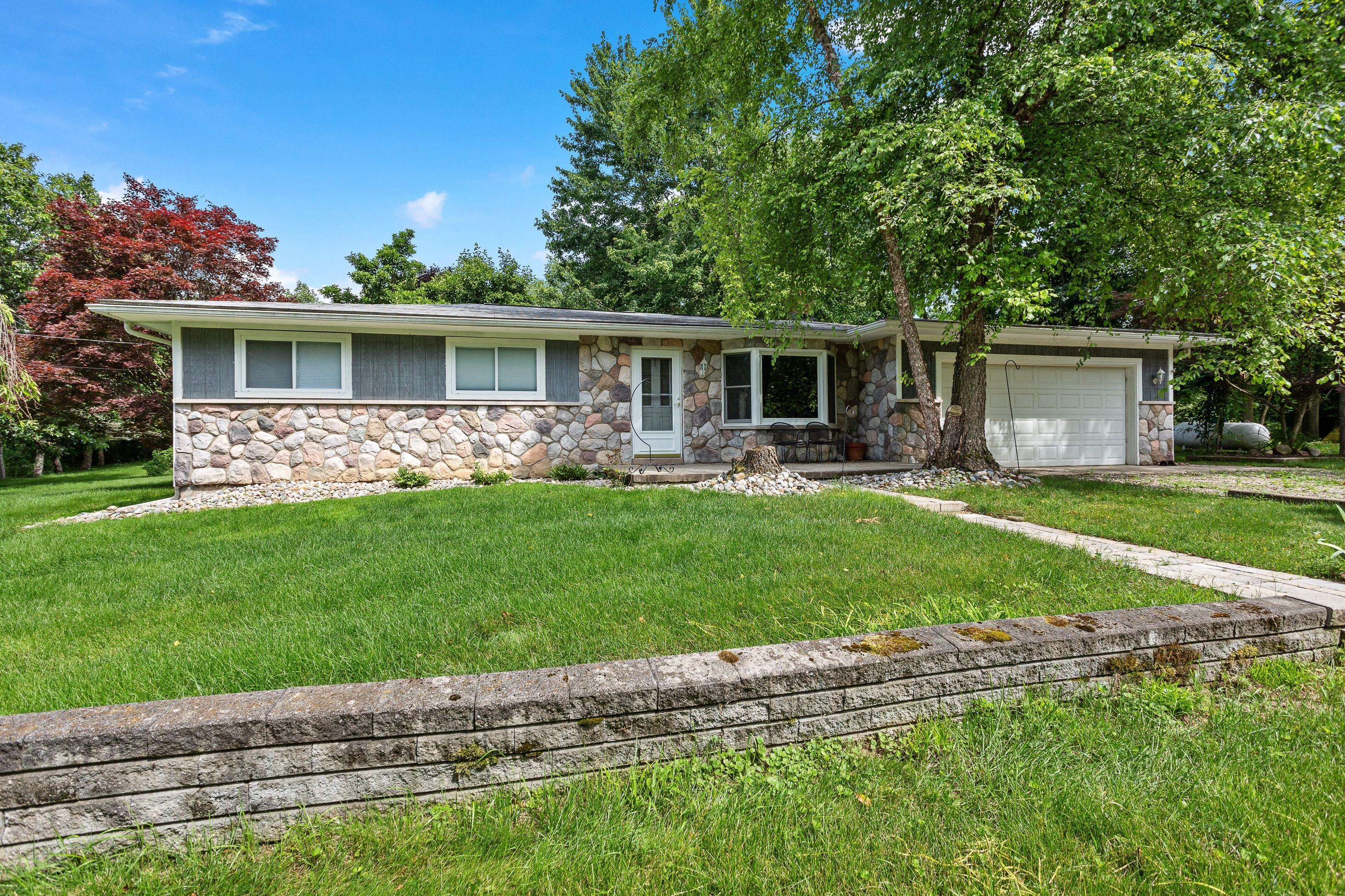 Lake George Rd, Metamora, MI 48455