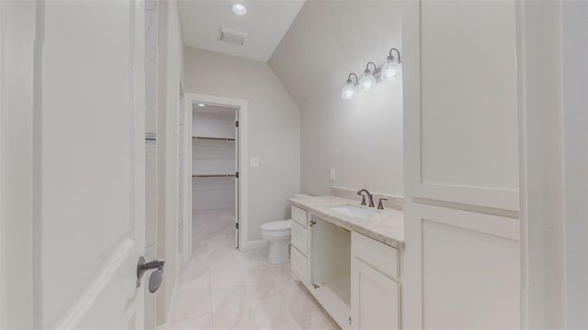 205 Talpa Trl, House other with 5 bedrooms, 4 bathrooms and 3 parking in Lumberton TX | Image 32