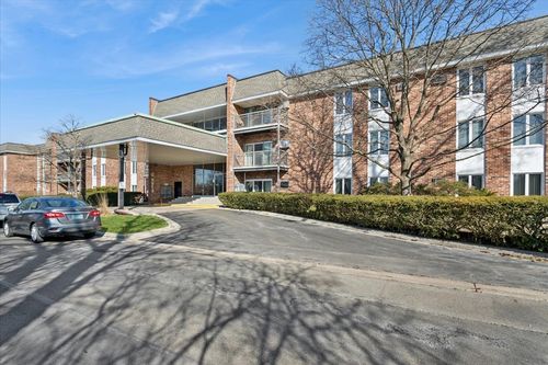 g105-3913 Saratoga Ave, Downers Grove, IL, 60515-2057 | Card Image