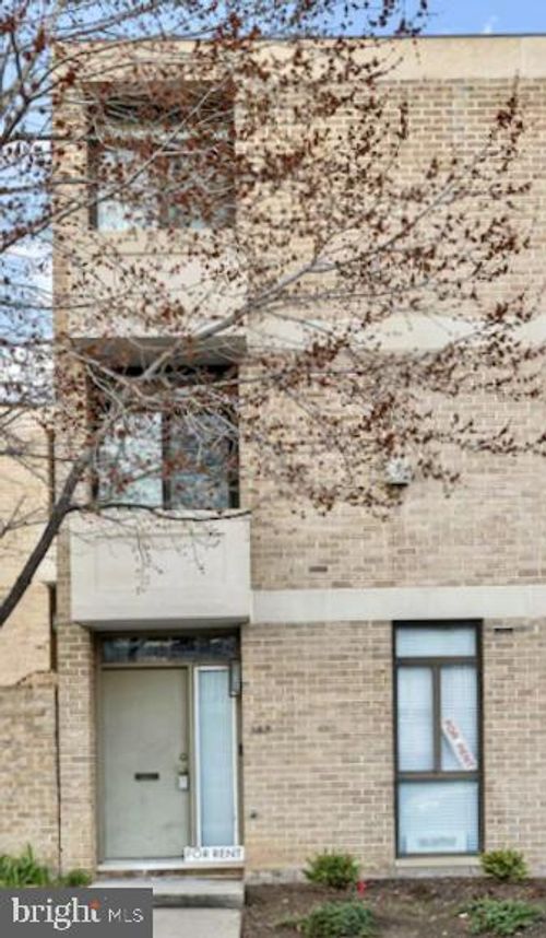 387 N St Sw, WASHINGTON, DC, 20024-2903 | Card Image