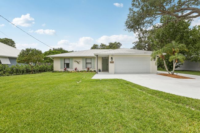 9830 Oak Trl, House other with 3 bedrooms, 3 bathrooms and null parking in Sebastian FL | Image 42