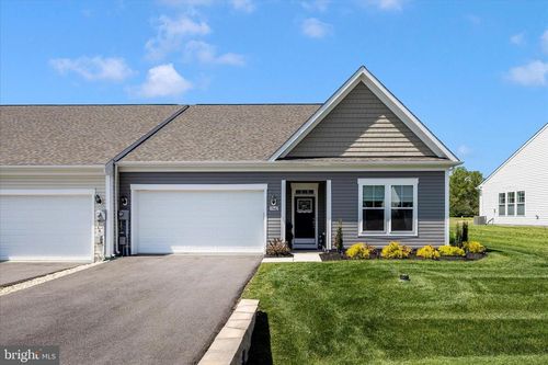 19642 Lavender Ln, HAGERSTOWN, MD, 21742-1530 | Card Image