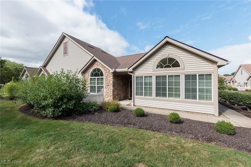1426 Newman Dr, Brunswick, OH, 44212-6463 | Card Image