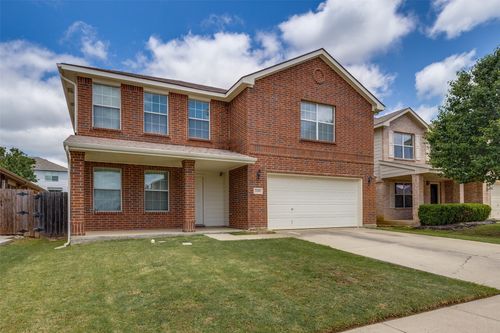 2101 Laughlin Rd, Fort Worth, TX, 76177-7371 | Card Image