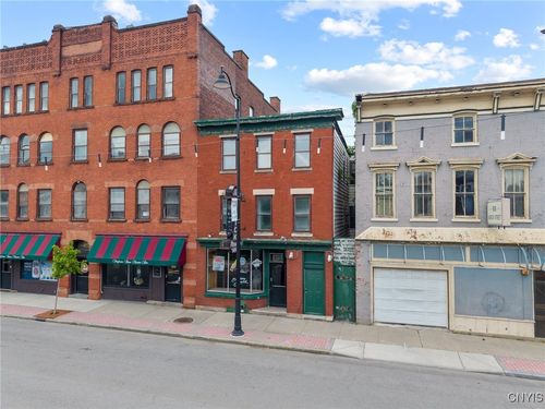 616 Varick St, Utica, NY, 13502-4057 | Card Image