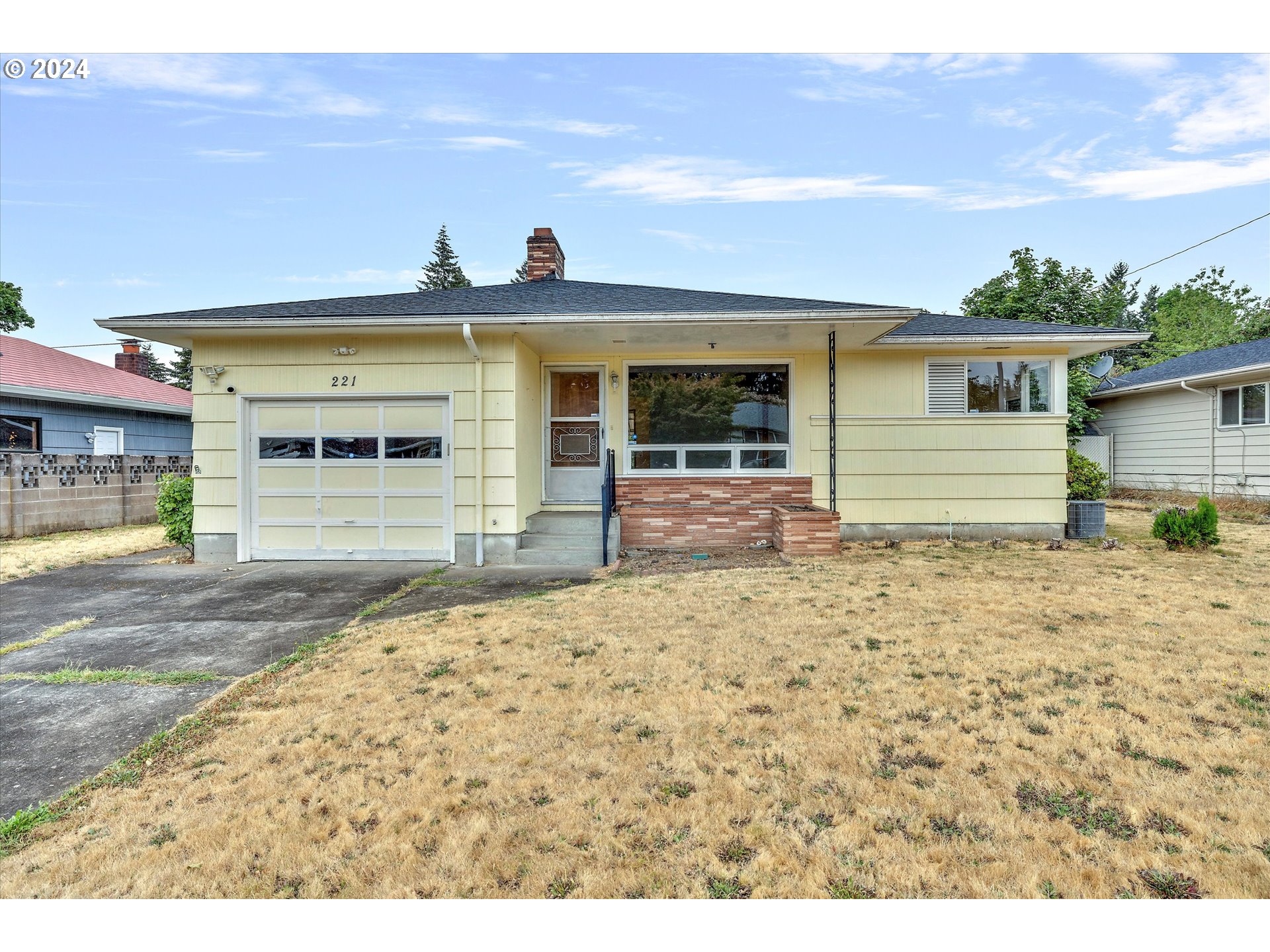 116th Ave, Portland, OR 97220
