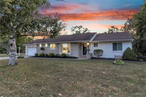 341 Sunset Dr, Hamburg, NY, 14075-4322 | Card Image