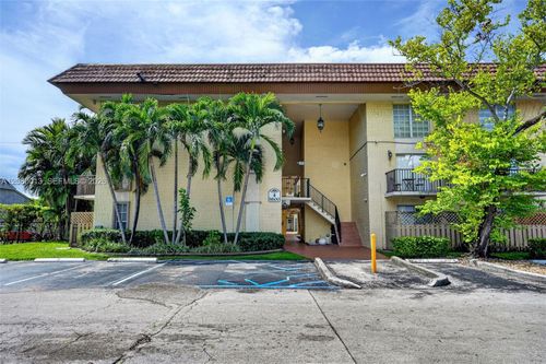 4-205-8600 Sw 109th Ave, Miami, FL, 33173-4464 | Card Image