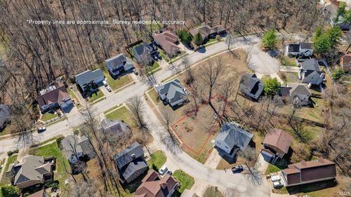 1020 E Keri Marie Ln, Bloomington, IN, 47401-4398 | Card Image