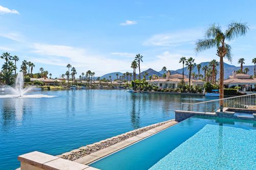 47380 Via Cordova, La Quinta, CA, 92253-2329 | Card Image