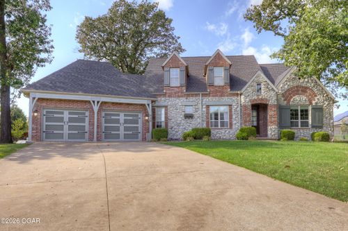 808 Copper Oaks Dr, Carl Junction, MO, 64834-8432 | Card Image
