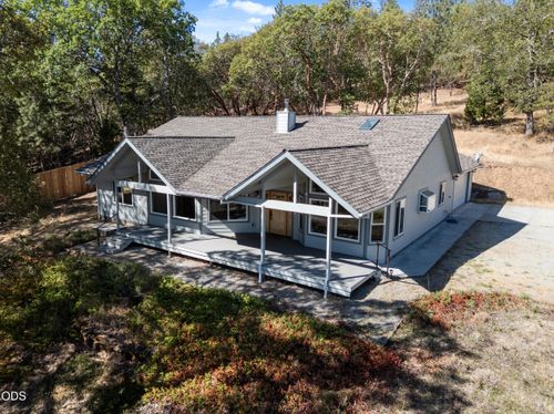 94 Jacksonville Reservoir Rd, Jacksonville, OR, 97530-9708 | Card Image
