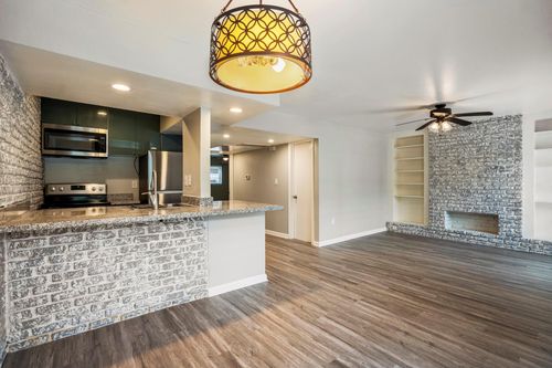 12-5343 Richmond Ave, Houston, TX, 77056-6689 | Card Image