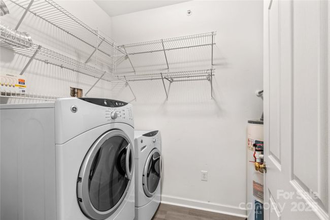 Laundry Room | Image 15