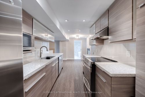 bsmt-21 Clendenan Ave, Toronto, ON, M6P2W4 | Card Image