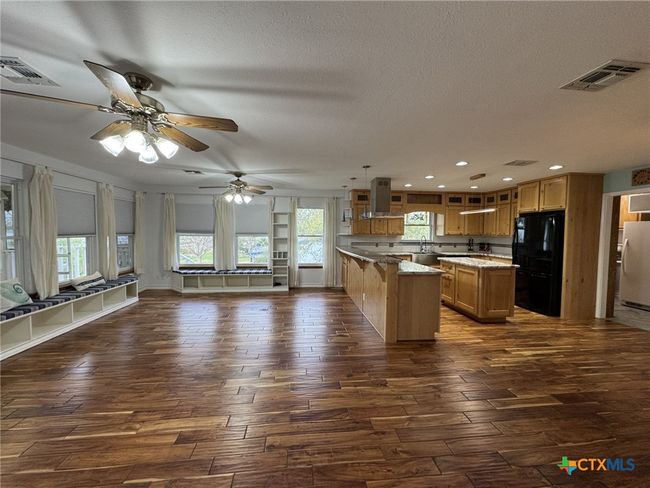 317 E Bayshore Dr, House other with 2 bedrooms, 2 bathrooms and null parking in Palacios TX | Image 31