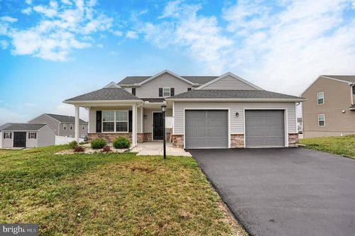 121 Eagle Rd, DILLSBURG, PA, 17019-8530 | Card Image
