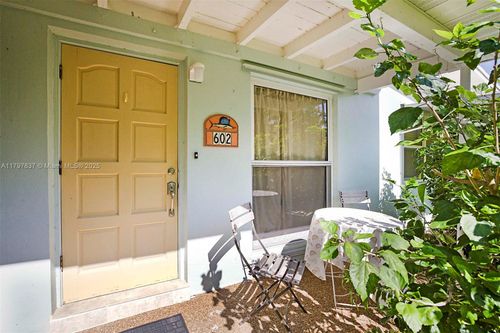 602 S Caloosahatchee Ave, Jupiter, FL, 33458-5606 | Card Image