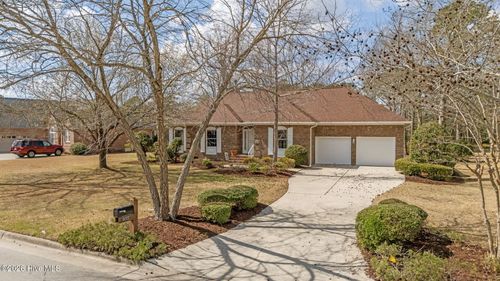6002 Club House Dr, New Bern, NC, 28562-2915 | Card Image