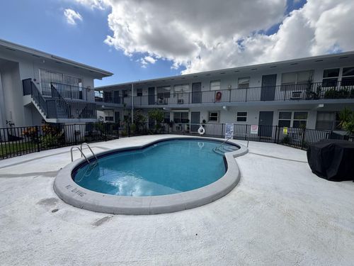 apt-12-3510 Harrison St, Hollywood, FL, 33021-7476 | Card Image