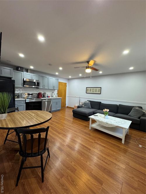 201-287 Route 32, Central Valley, NY, 10917-3227 | Card Image