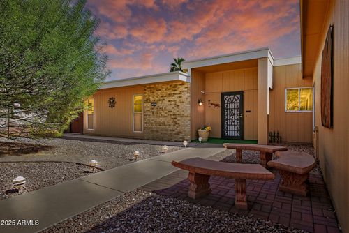 10801 W Manzanita Dr, Sun City, AZ, 85373-1521 | Card Image