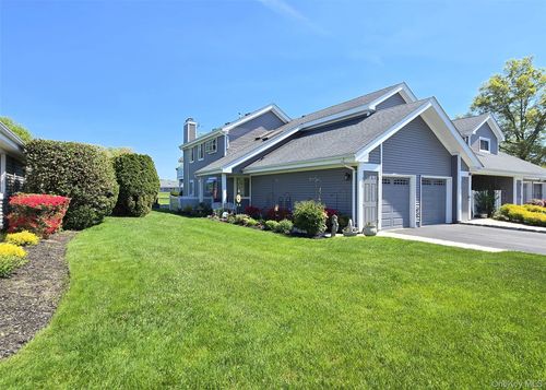 377 Quarry Pond Ct, Moriches, NY, 11955-1706 | Card Image