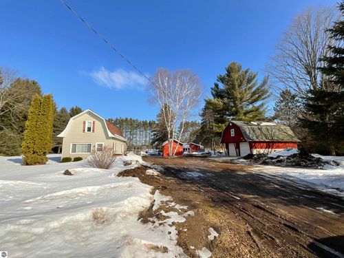 5731 M 72 E, Kalkaska, MI, 49646-9774 | Card Image