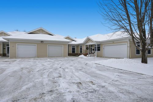 624 N Shore Dr, Detroit Lakes, MN, 56501-4500 | Card Image