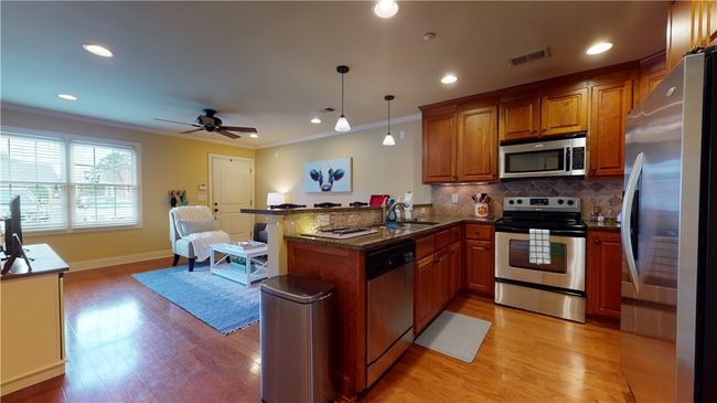 APT-402 - 209 Calhoun St, Condo with 3 bedrooms, 4 bathrooms and null parking in Clemson SC | Image 6