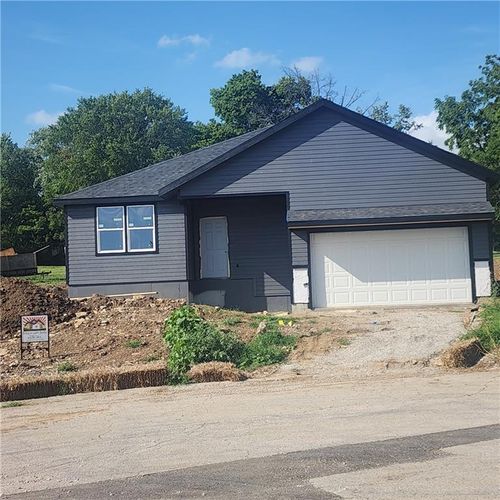 14404 E 49th Ter, Kansas City, MO, 64136-1385 | Card Image