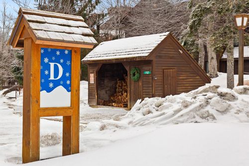 d05-112 High Ridge Rd, Killington, VT, 05751-9616 | Card Image